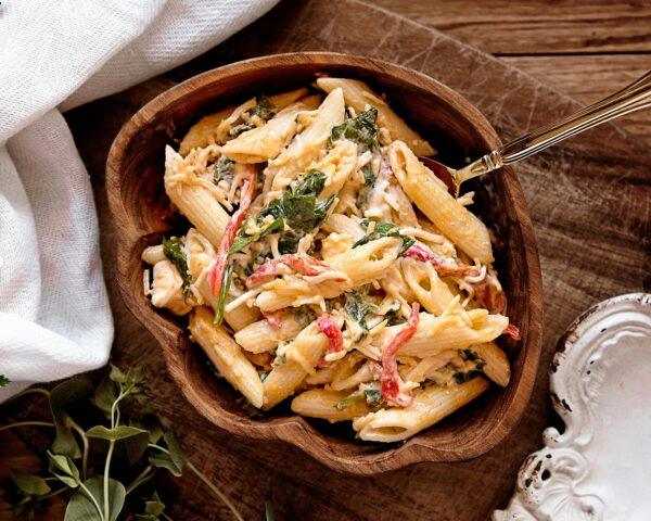 Classic Alfredo Pasta